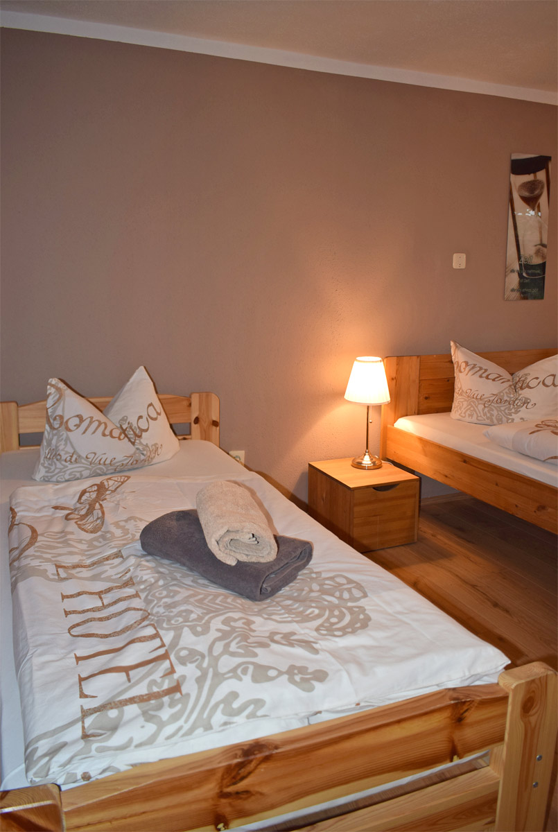 Dreibettzimmer